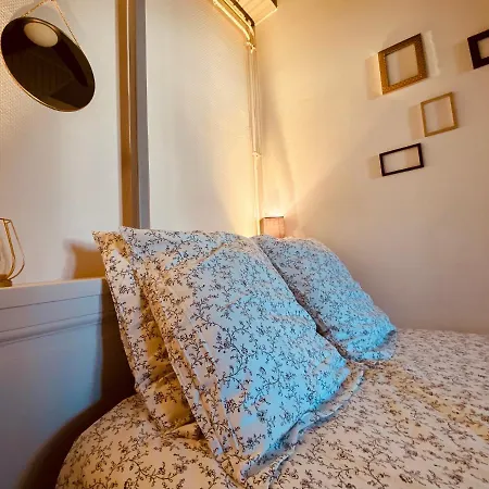 Under Roof * 克莱蒙费朗