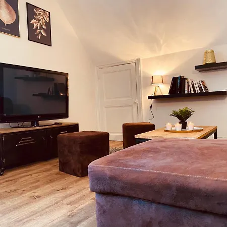 Under Roof Apartment