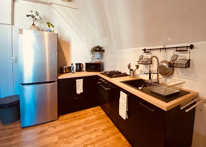 Under Roof * Clermont-Ferrand